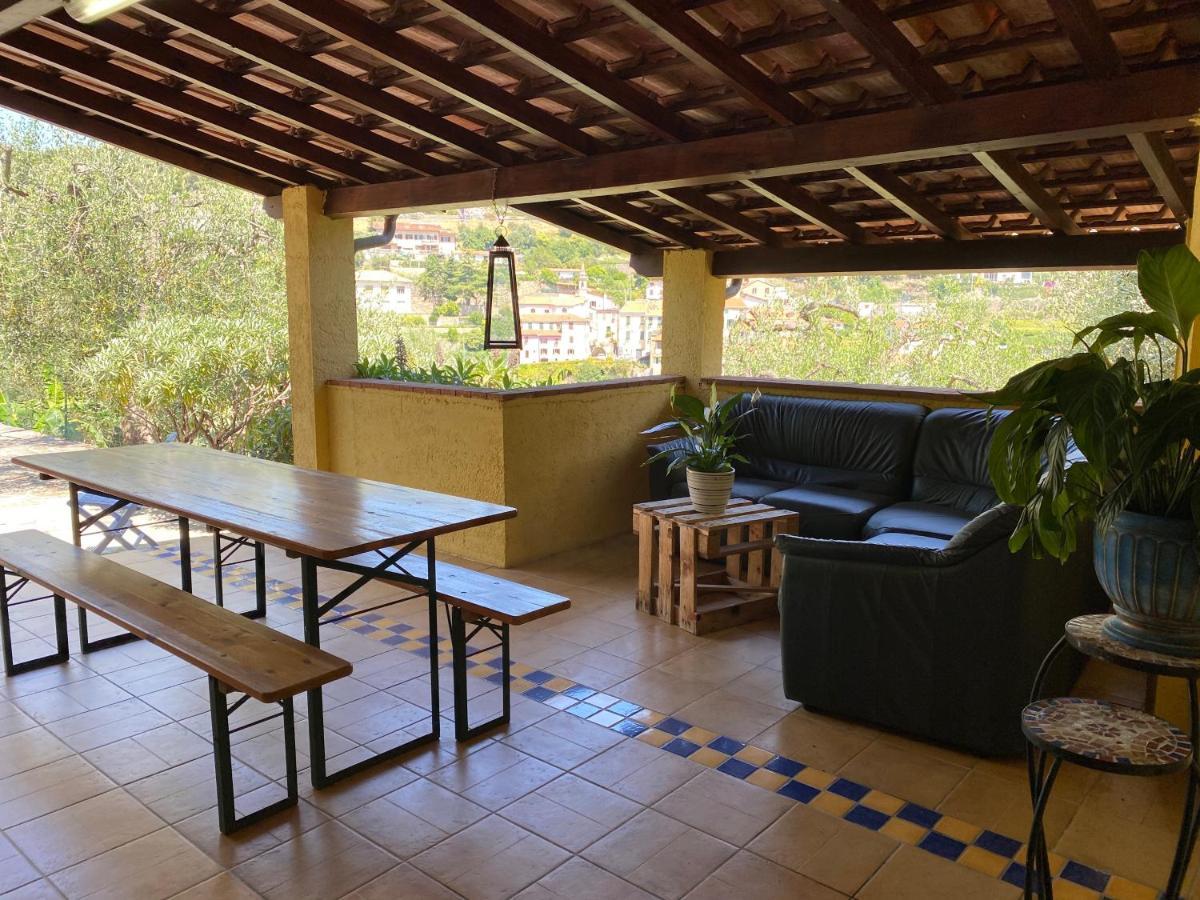 Residenza Costarossa Apartment Imperia Ngoại thất bức ảnh
