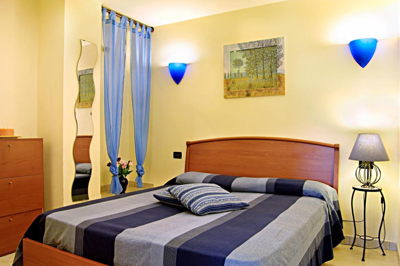 Residenza Costarossa Apartment Imperia Ngoại thất bức ảnh